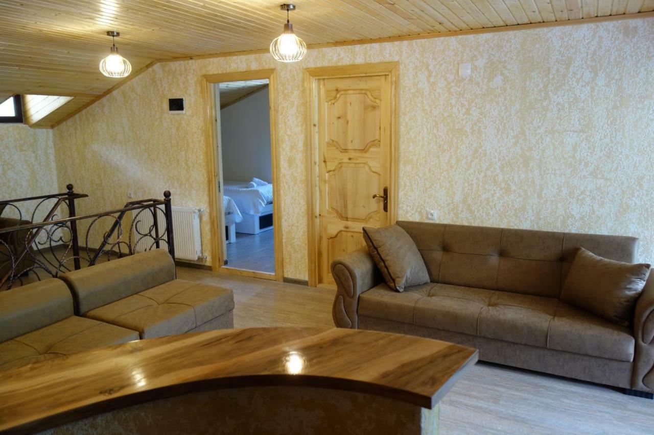 Guest House 26 Mestia Exterior foto
